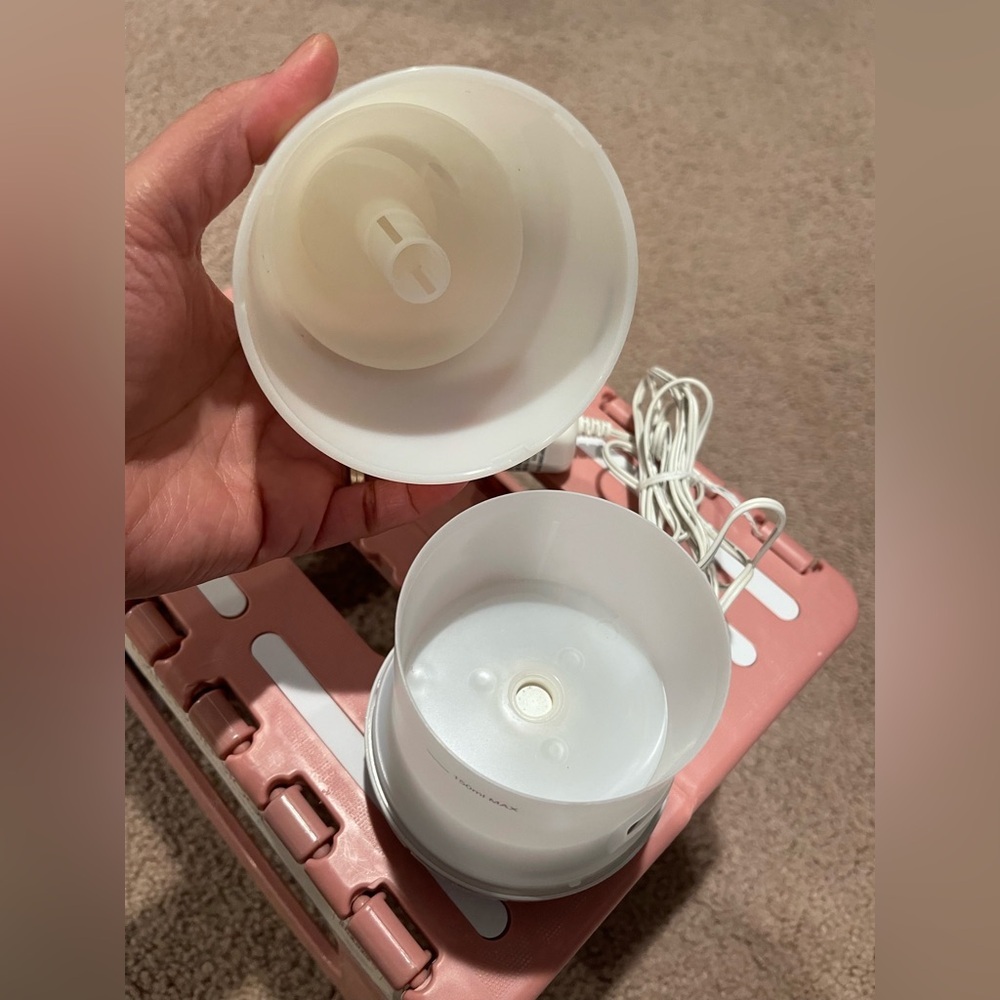 VicTsing Aroma 150ml Essential Oil Diffuser. Aromatherapy Diffusers. - Picture 6 of 7